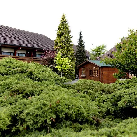 Hotel Campanile - Parc Des Expositions