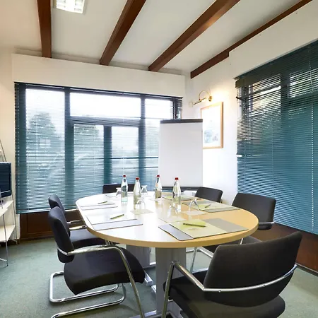 Campanile - Parc Des Expositions Hotel
