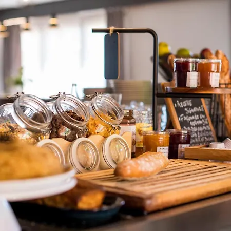 Campanile Nature - Colmar Parc Des Exposition 3*