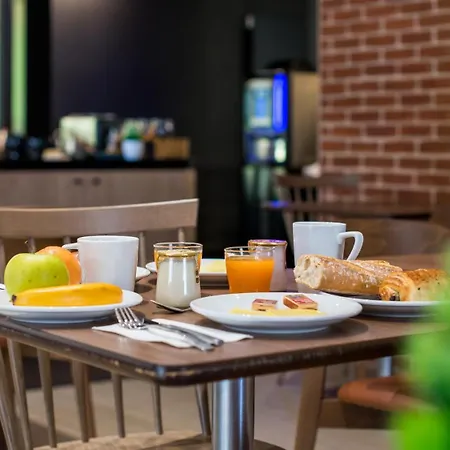 Campanile - Parc Des Expositions