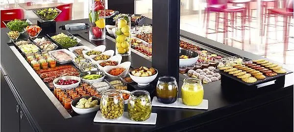 Hotel Campanile Nature - Colmar Parc Des Exposition 3*