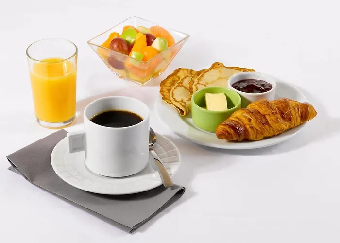 Campanile - Parc Des Expositions 3*